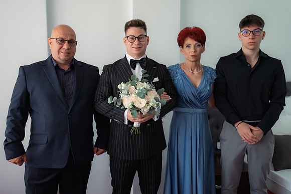 Alex & Alexandra-1070