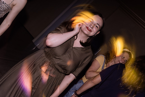Party-387