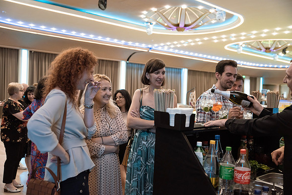 Party-171