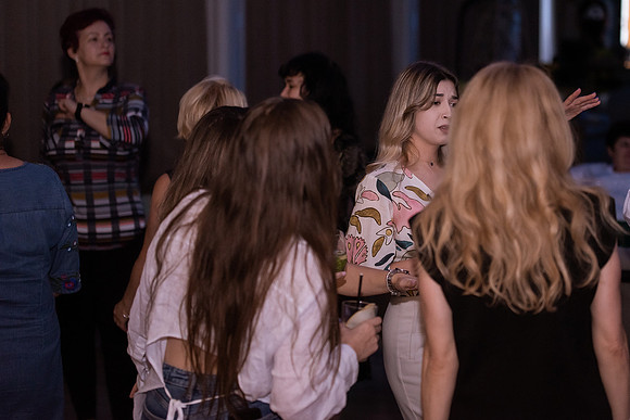 Party-326