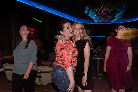 Party-381