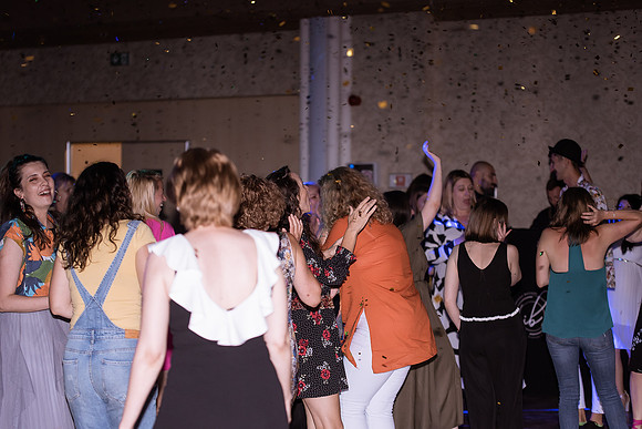 Party-327