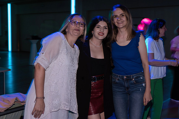 Party-310