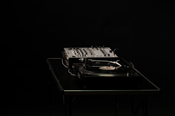 Foto-dj-1000