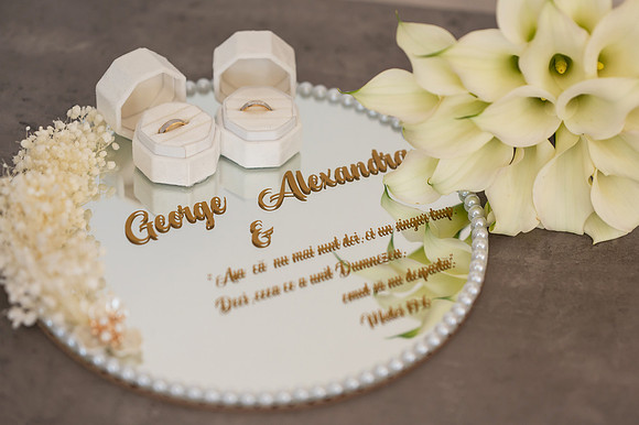 George & Alexandra-1027