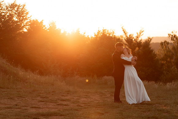 Andrei & Maria TTD-1120
