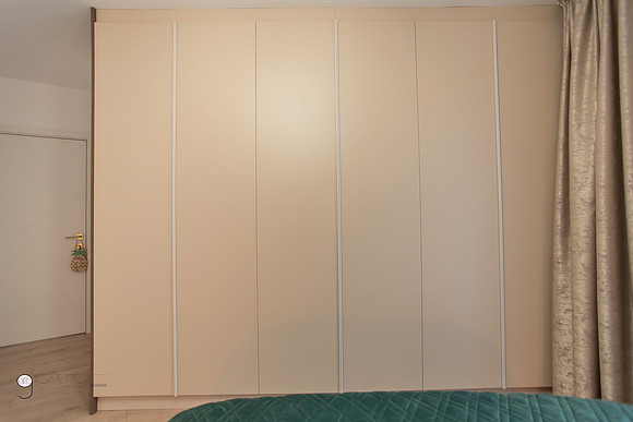 Gutiu-Design-1007