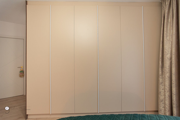Gutiu-Design-1006